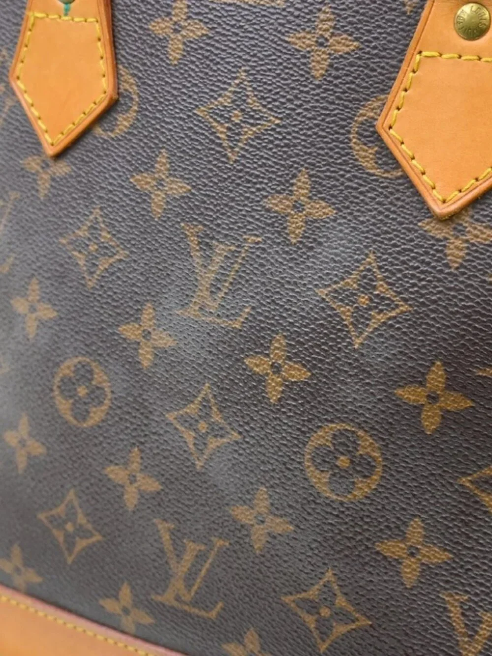 LOUIS VUITTON ALMA HANDBAG MONOGRAM